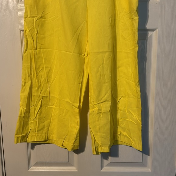 Item 8 NWOT Women Capri Set Xlg - Picture 5 of 5